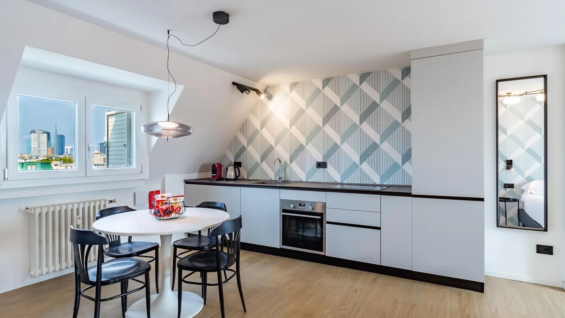 15 Min From Duomo & Brera Apartment Milan