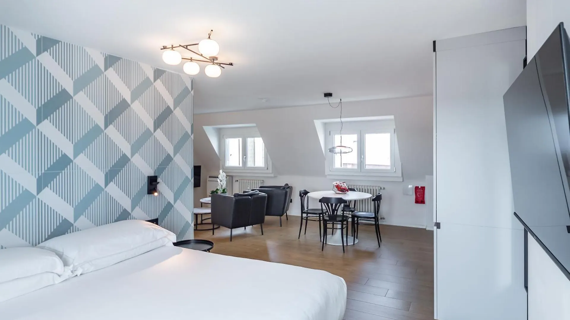 15 Min From Duomo & Brera Apartment Milan
